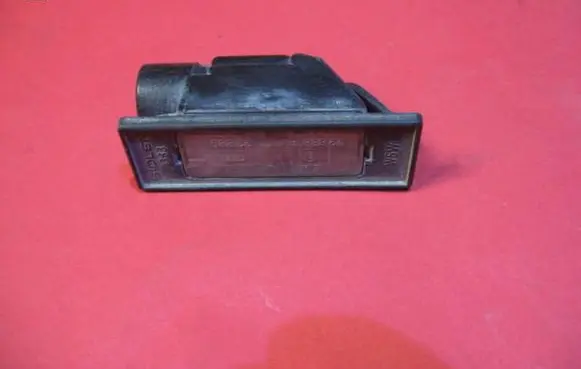 Peugeot 605 Number plate light 22888R4 1383