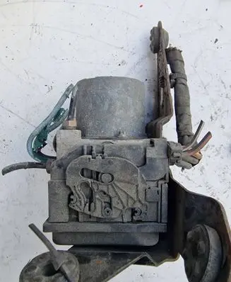 Renault Megane II ABS Pump 2265100474 0265231300 84802AAX1
