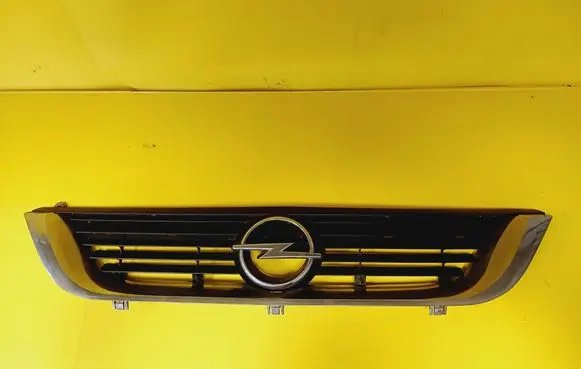 Opel Vectra B Front grill 90505722