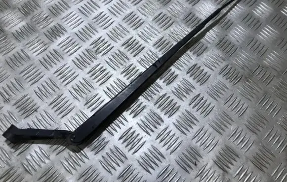 Toyota Avensis T250 Front wiper blade arm 3g6596