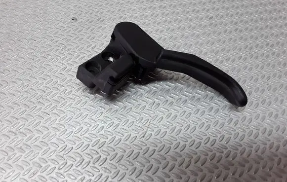 Volkswagen PASSAT B5.5 Engine bonnet (hood) release handle