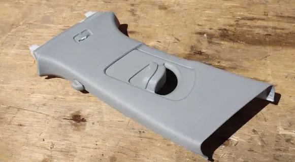 Audi A4 S4 B9 (B) pillar trim (top) 8W0867243D A047101