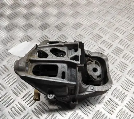 Audi Q7 4M Engine mount bracket 4M0199371FF