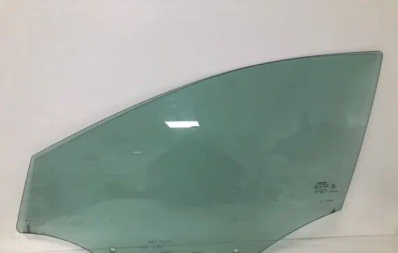 Volvo V40 Front door window glass four-door 43R00049