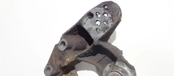 Audi A6 S6 C5 4B Engine mounting bracket 8e0199351d