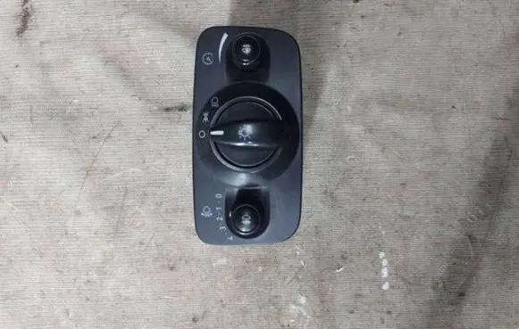 Ford Galaxy Light switch 70962
