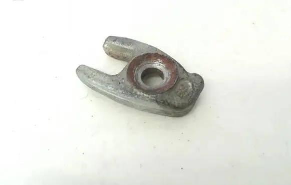 Renault Scenic III - Grand scenic III Fuel Injector clamp holder