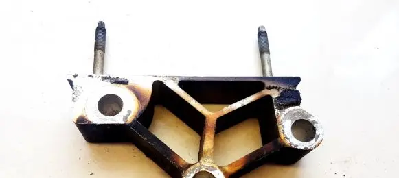 Audi A8 S8 D4 4H Engine mounting bracket