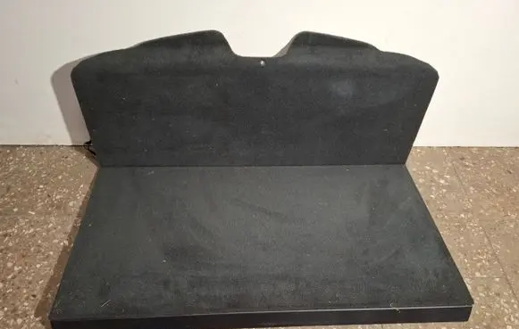 Trunk/boot floor carpet liner