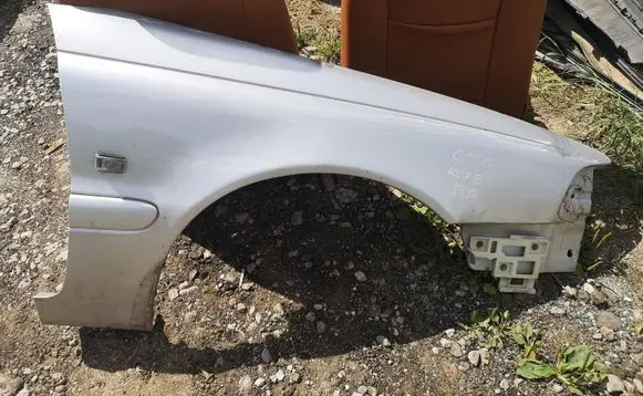 Ford Galaxy Fender