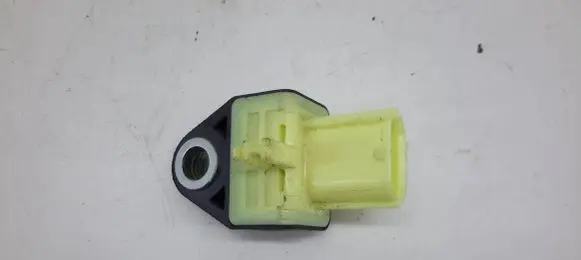 Toyota Auris 150 Airbag deployment crash/impact sensor 89831-28040 0708712860