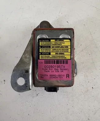 Toyota Avensis T220 Airbag deployment crash/impact sensor 8986005010 203424101 898600501