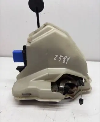 Volkswagen Golf V Front door lock 1K0837349