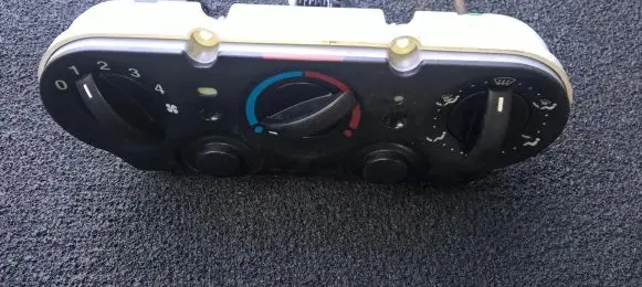 Ford Fiesta Climate control unit 2S6H18549BE