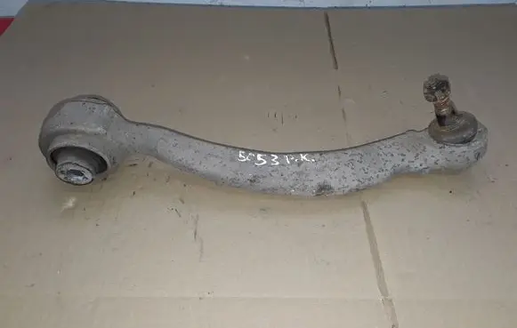Mercedes-Benz C W204 Front lower control arm/wishbone NOCODE