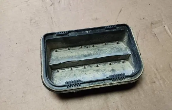 Honda Civic Quarter panel pressure vent 