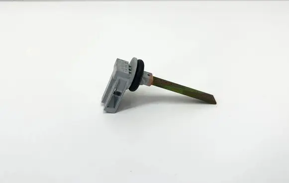 Mercedes-Benz SL R231 Oil temperature sensor A1638300272 1638300272