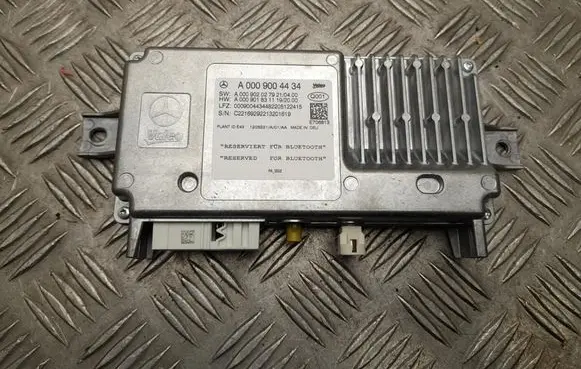 Mercedes-Benz B W247 Bluetooth control unit module A0009004434