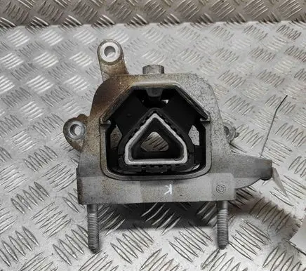 Peugeot 2008 II Engine mount bracket 9826551380