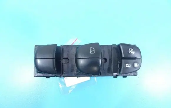 Nissan Pulsar Electric window control switch IMPRK1164574