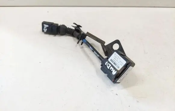 Audi A8 S8 D3 4E Yaw turn rate sensor 4E0616576K 15179200662 15179200361