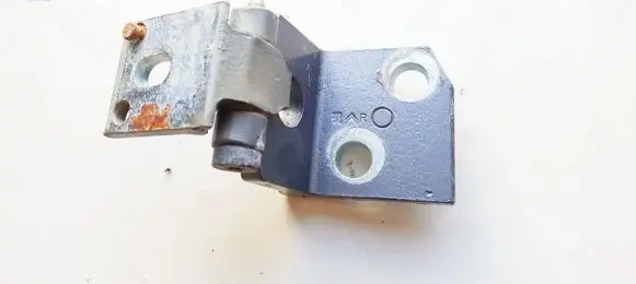 Citroen Xsara Picasso Rear door lower hinge