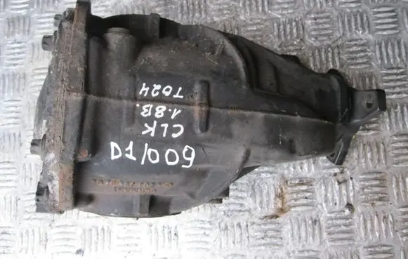 Mercedes-Benz CLK A209 C209 Rear differential A2033509414 D1/009