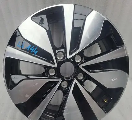 Volkswagen Touran III R16 alloy rim 