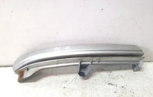 Opel Zafira A Under headlight/headlamp trim 90580652