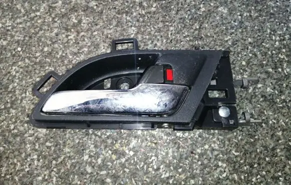 Front door interior handle