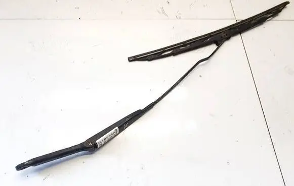 Opel Astra G Front wiper blade arm 90559553