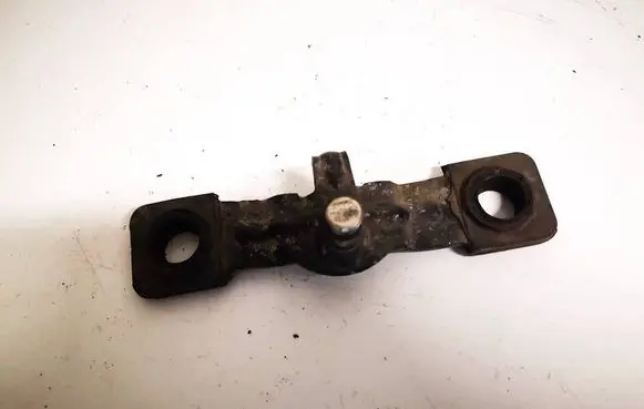Volkswagen PASSAT B6 Rear door lock loop/hook striker 3c9827507
