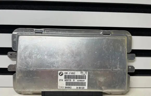 BMW 7 F01 F02 F03 F04 Suspension control unit/module 6859720