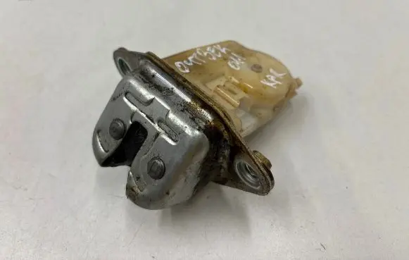 Subaru Outback Tailgate/trunk/boot lock/catch/latch