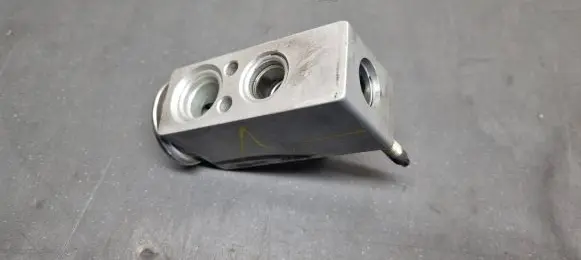 Peugeot 407 Air conditioning (A/C) expansion valve 52260690 HFC134A 19849AC