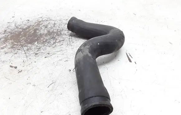Volvo S80 Engine coolant pipe/hose