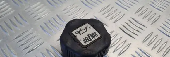 Alfa Romeo 147 Oil filler cap 46747840