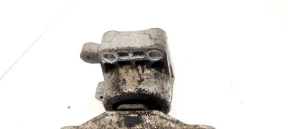 Ford Mondeo Mk III Engine mount bracket