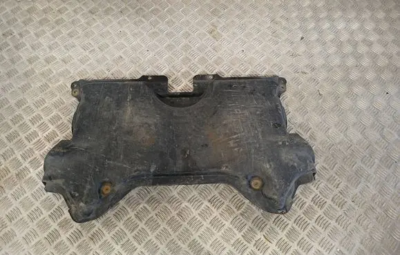 Mercedes-Benz C W204 Engine splash shield/under tray A2045242430