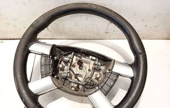 Ford Focus Steering wheel 4m513500gkw