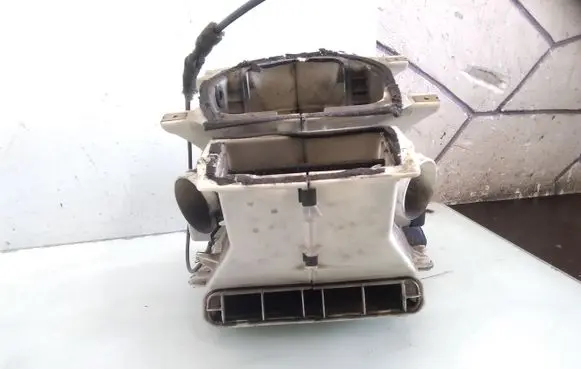 Audi 80 90 B2 Interior heater climate box assembly housing 