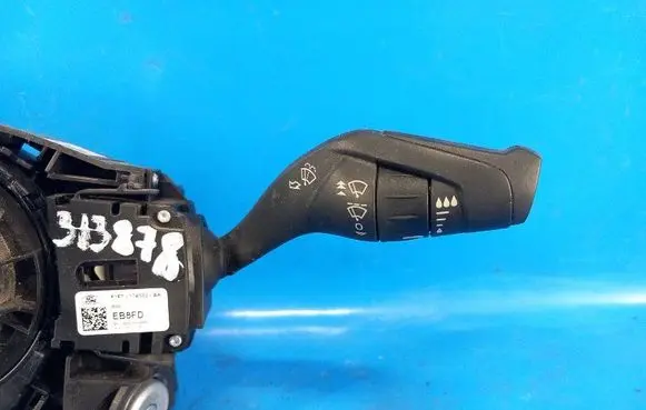 Ford Focus Gear shift switch/knob F1FT17A553AA