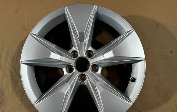 Volvo XC60 R18 alloy rim 31680200
