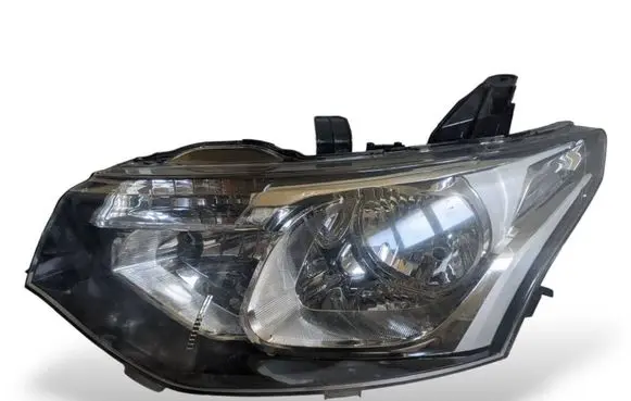 Mitsubishi Outlander Headlight/headlamp 8301C197