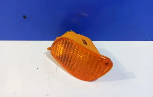 Ford Focus Front indicator light X84X13369A