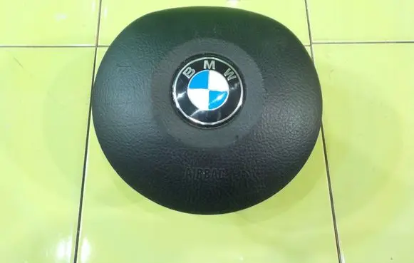 BMW X5 E53 Steering wheel airbag 309763590AB