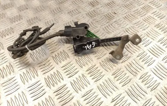Audi A3 S3 8V Rear height level sensor lever 5Q0907503 304097 H02800H