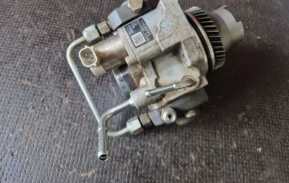 Fiat Fullback Fuel injection high pressure pump 1460A095