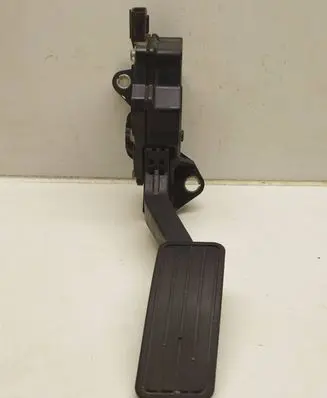 Subaru Legacy Accelerator throttle pedal 36010AG140