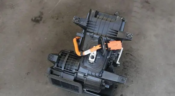 Dacia Spring Interior heater climate box assembly brak